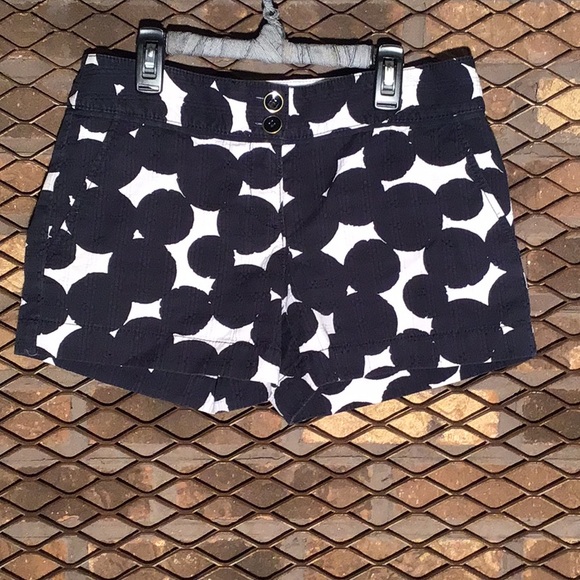 Ann Taylor loft shorts black white polka dot 2 - Picture 1 of 4